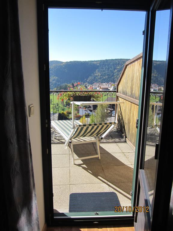 Gasthof Zum Roessl San Genesio Atesino Luaran gambar