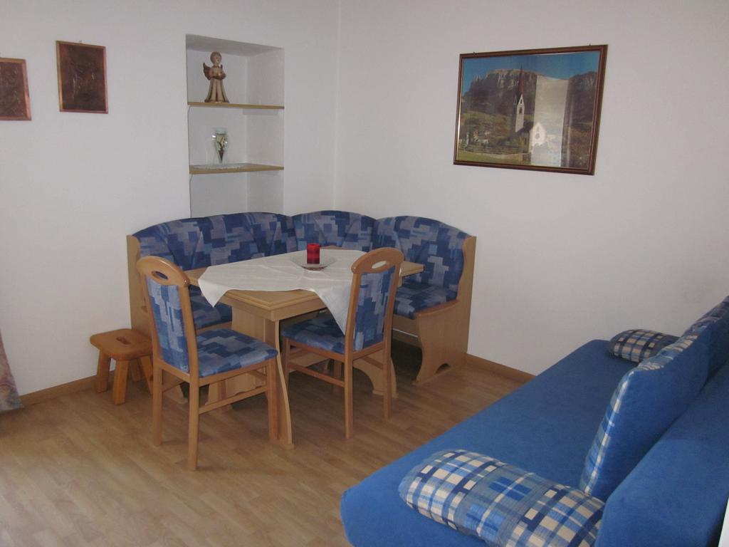 Gasthof Zum Roessl San Genesio Atesino Luaran gambar